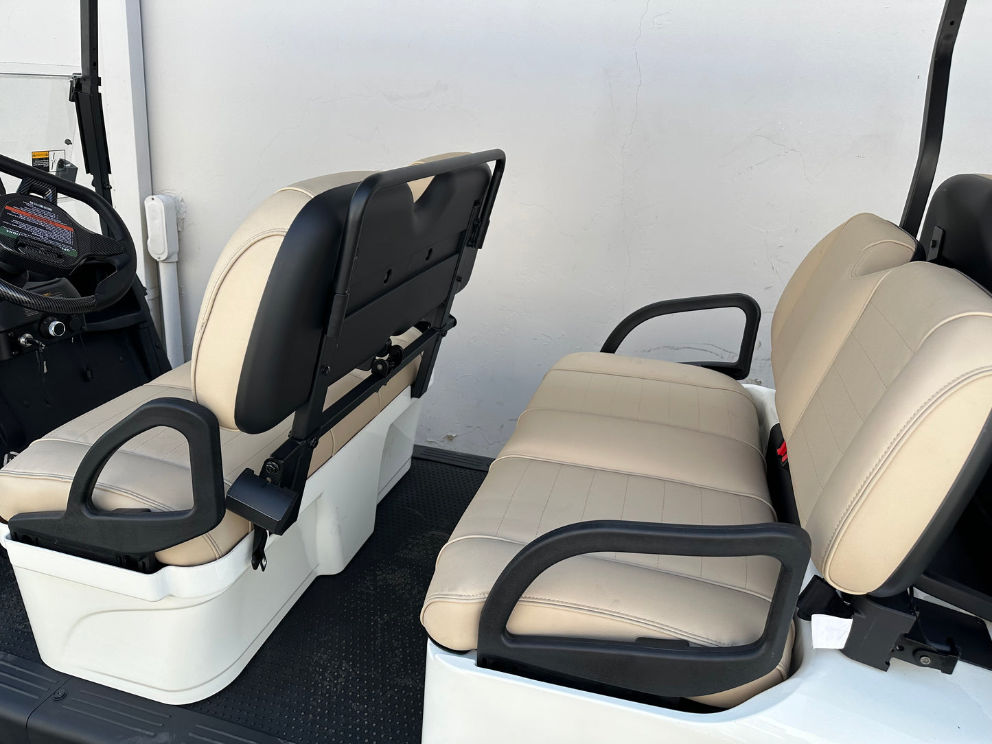 B4Plus- 6seater -Luxury Golf Cart